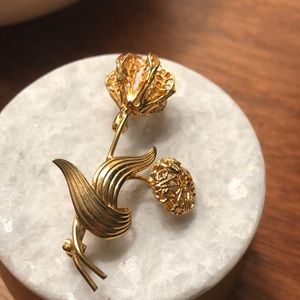 vintage gold flower pin